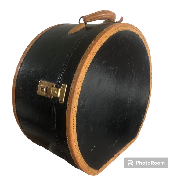 Antique Handbags - Large Antique Navy/Tan Leather Travel Hat Box ca 1919